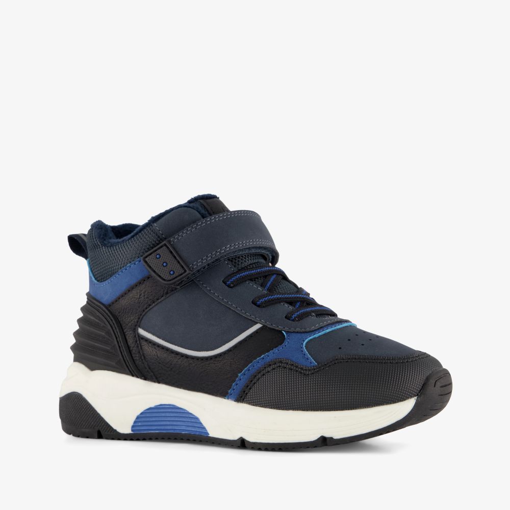 Blue Box hoge gevoerde jongens sneakers donkerblauw