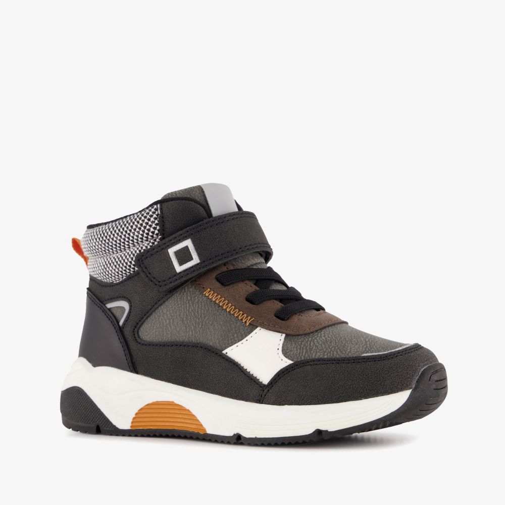 Blue Box hoge jongens sneakers zwart grijs